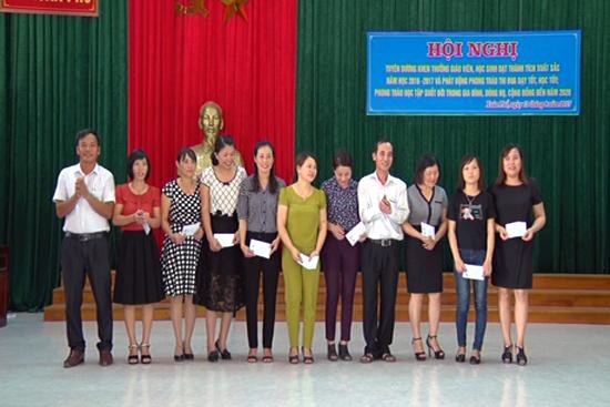 Xuân phổ tuyên dương giáo viên, học sinh giỏi năm học 2016 - 2017